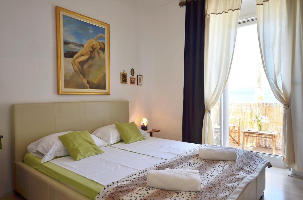 Apartment Pere S Mora Mimice Ruang foto