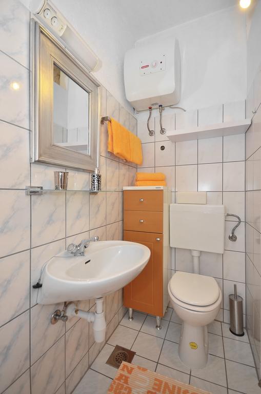Apartment Pere S Mora Mimice Ruang foto